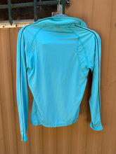 Load image into Gallery viewer, Champion shirt
