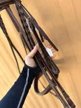 Load image into Gallery viewer, Heritage wide cavesson hunter bridle
