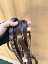 Load image into Gallery viewer, Heritage wide cavesson hunter bridle
