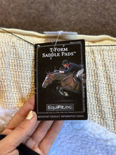 Load image into Gallery viewer, Equifit T-Form hunter pad
