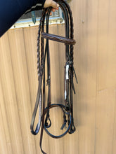 Load image into Gallery viewer, Heritage wide cavesson hunter bridle
